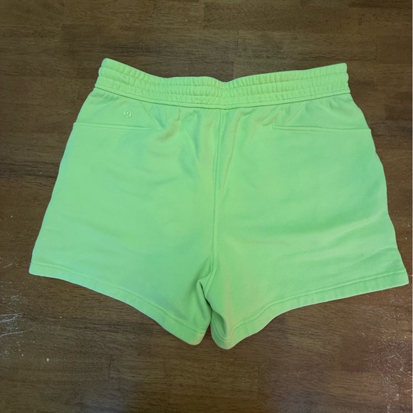 Lululemon athletica Chartreuse Scuba Short 12 - Picture 2 of 6